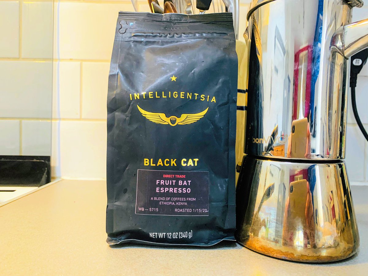 monica_kranner's tweet photo. coffee I love you_coffee I need you... ☕️🖤🤍 can‘t wait for breakfast again #black #espresso #mokka #americano #inteligencia #coffeelover #coffee #breakfast #roastingcoffee #qualitytime #housebrew https://t.co/EExEMSeVgh