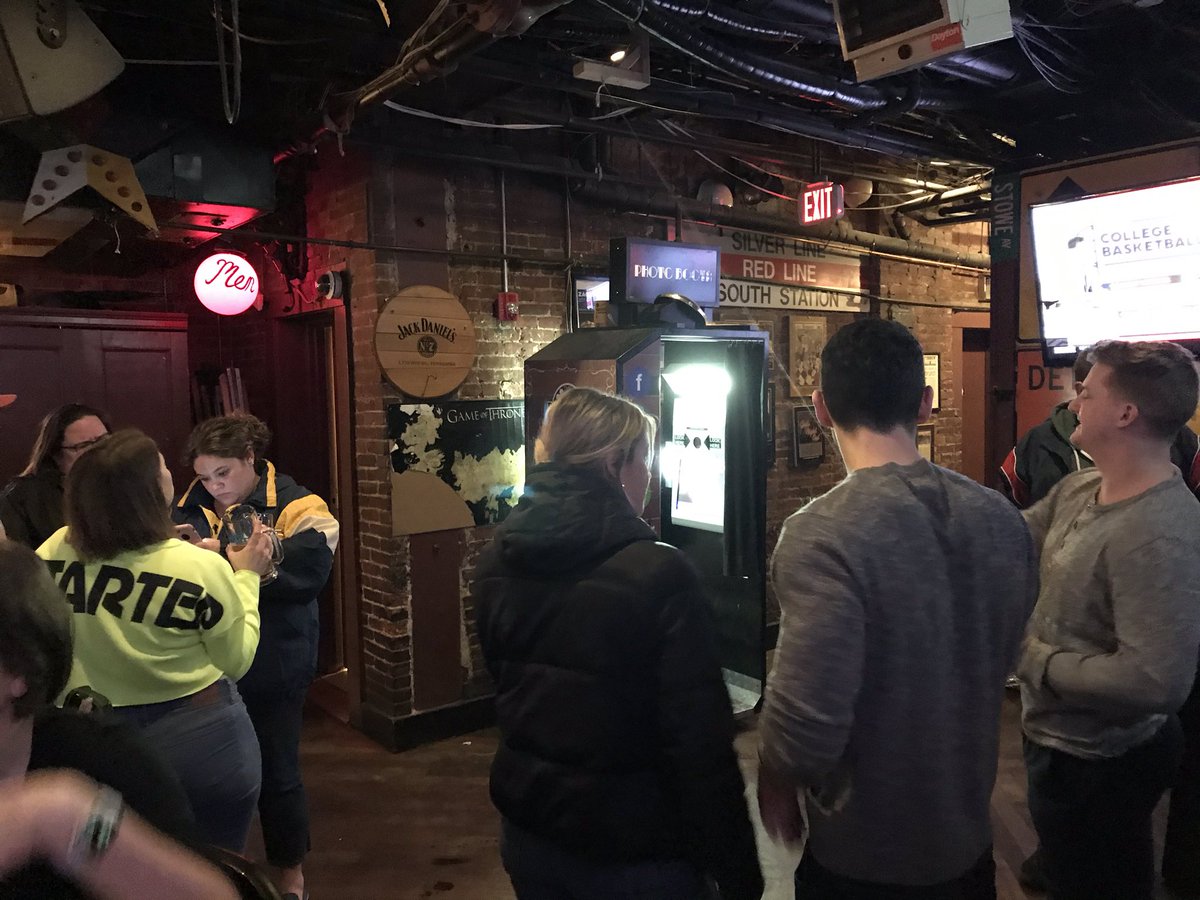 StarterCrawl's tweet image. Ring and a hook is the 21st century version of hoop and stick. Hours of entertainment. @pourboston