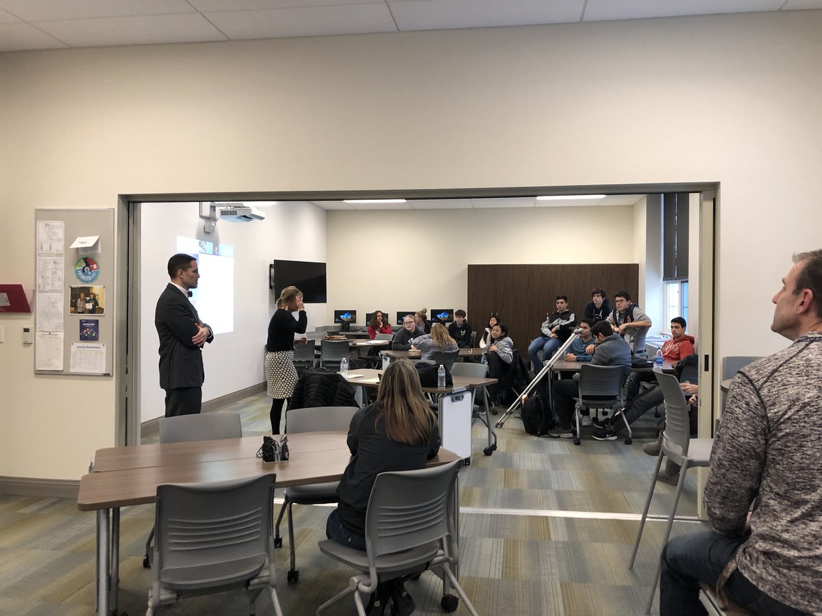 Hometown Bank was <a href="/LPHS_FBLA/">LP FBLA</a> guest speaker on Friday. Thank you Hometown for educating our students on various financial topics! #WeAreLP