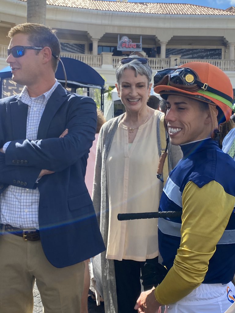 HorseRaceSite's tweet photo. The Young Gun, Kent Sweezey @SweezeyK and Eclipse @iradortiz Game Planning in the Paddock, moments before JKS would go on to win the first Graded Stake of his short career,with Training Masterpiece, Phat Man! Congratulations! https://t.co/G1BLSr4ai6