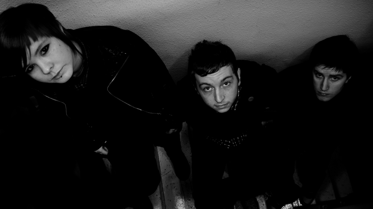 😊 On tonight's show you can hear music from <a href="/JamesLHewitson/">James Leonard Hewitson</a>, <a href="/4MileDrive/">4 Mile Drive</a> and <a href="/MrRealiT/">Ree-Ali-Tee</a> ft. <a href="/IAmEyeconic/">E to the Y E</a> 

🎧 bbc.co.uk/programmes/p07…