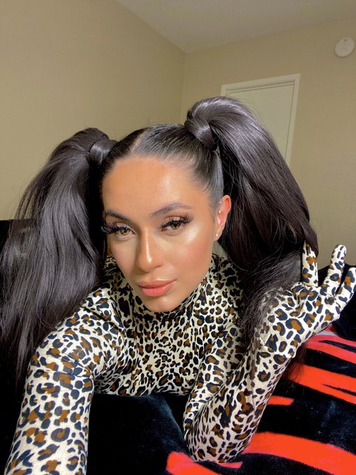 Face https://t.co/pOs84kBLOe