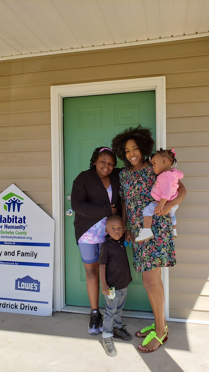 HFHBerkeley's tweet photo. Because of you, families are forever changed for generations to come.
Learn more about our Habitat families stories @ https://t.co/ANhIuMsKfy
#HabitatforHumanity #transformberkeley #buildingbetterfutures https://t.co/HhaFBMIhvI