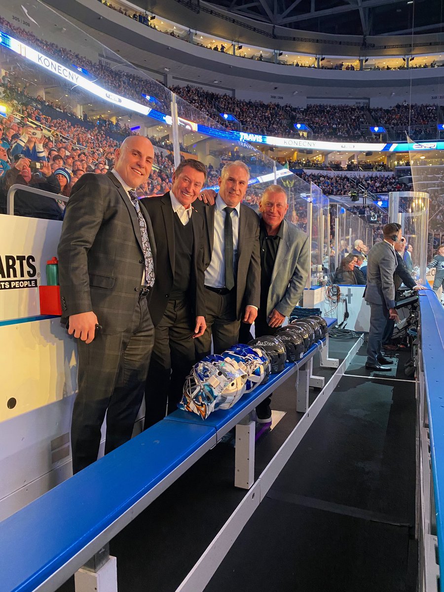 WayneGretzky tweet picture