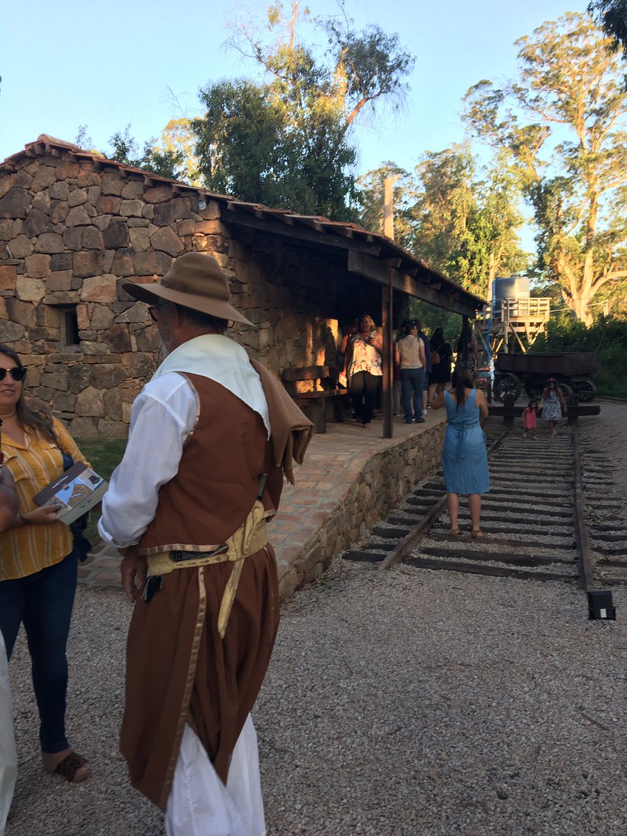 #Pueblogaucho el nuevo #parquetematico en #puntadeleste 
5 ha de tradición y costumbres que hacen honor a nuestra tradición e identidad. Estará abierto al público todo el año. Aplaudo la iniciativa de la <a href="/MaldonadoUY/">Rotten Raccoons</a> 👏👏👏