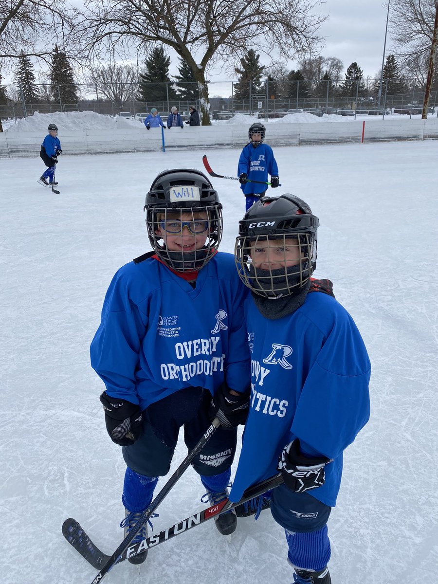 thegetch09's tweet photo. Make up outdoor games today. Minimal ‘coaching’ today #letthekidsplay #rhyamn @YouthHockeyHub #rochestermites #hdmn https://t.co/88O8fGM2Uy