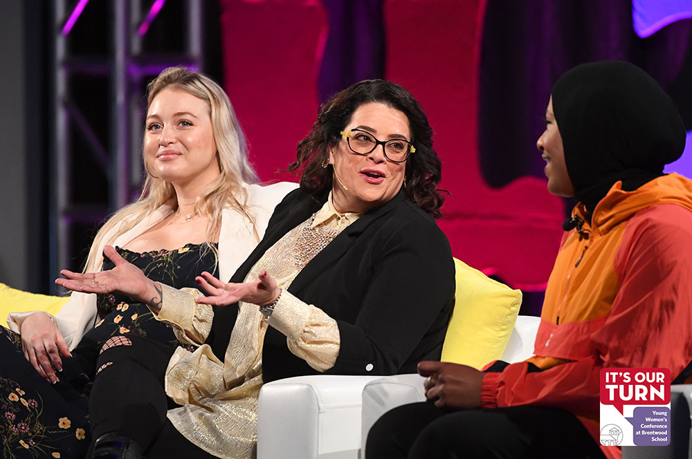 brentwoodschool's tweet photo. #ItsOurTurn2020 Panel Discussion Highlights: "The Beauty of Belonging"
#JessWeiner #IskraLawrence #IbtihajMuhammad https://t.co/s8ZfMJmibn