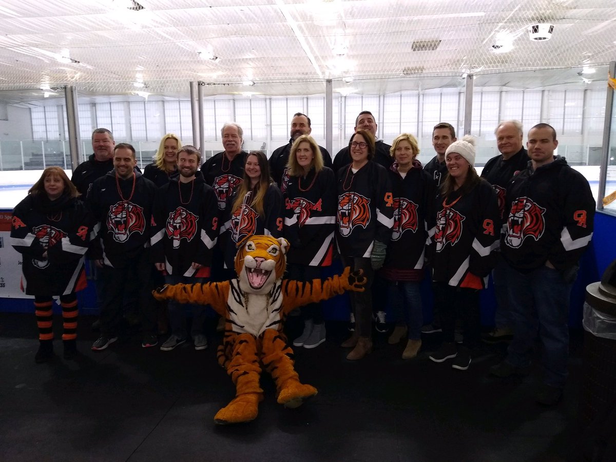 OAHSTigers's tweet photo. OA Hockey Players honor faculty and staff tonight and beat Attleboro 3-2 for a great win. https://t.co/A3qliwUJJt