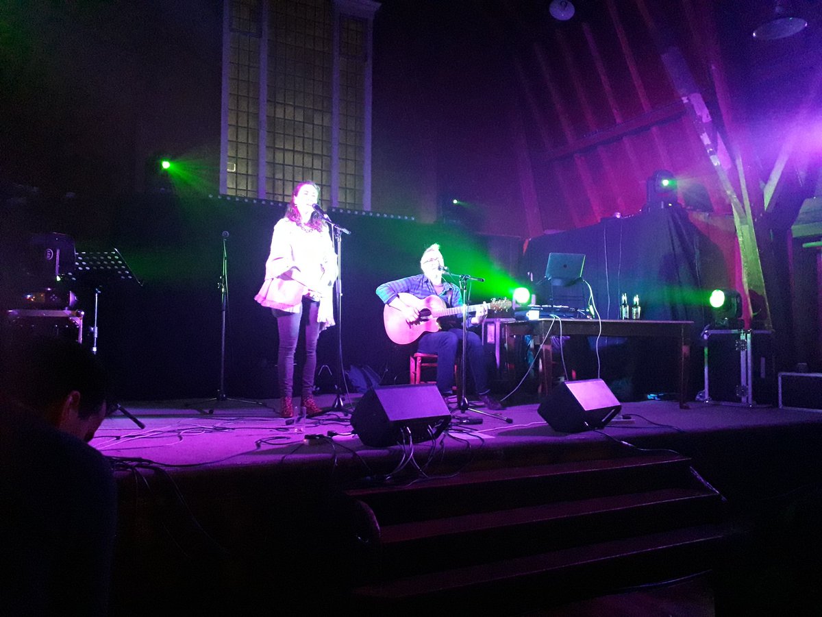 CafeLuton's tweet photo. Harmonies from Jenny and @andyflannagan https://t.co/mUkTzDuw4T