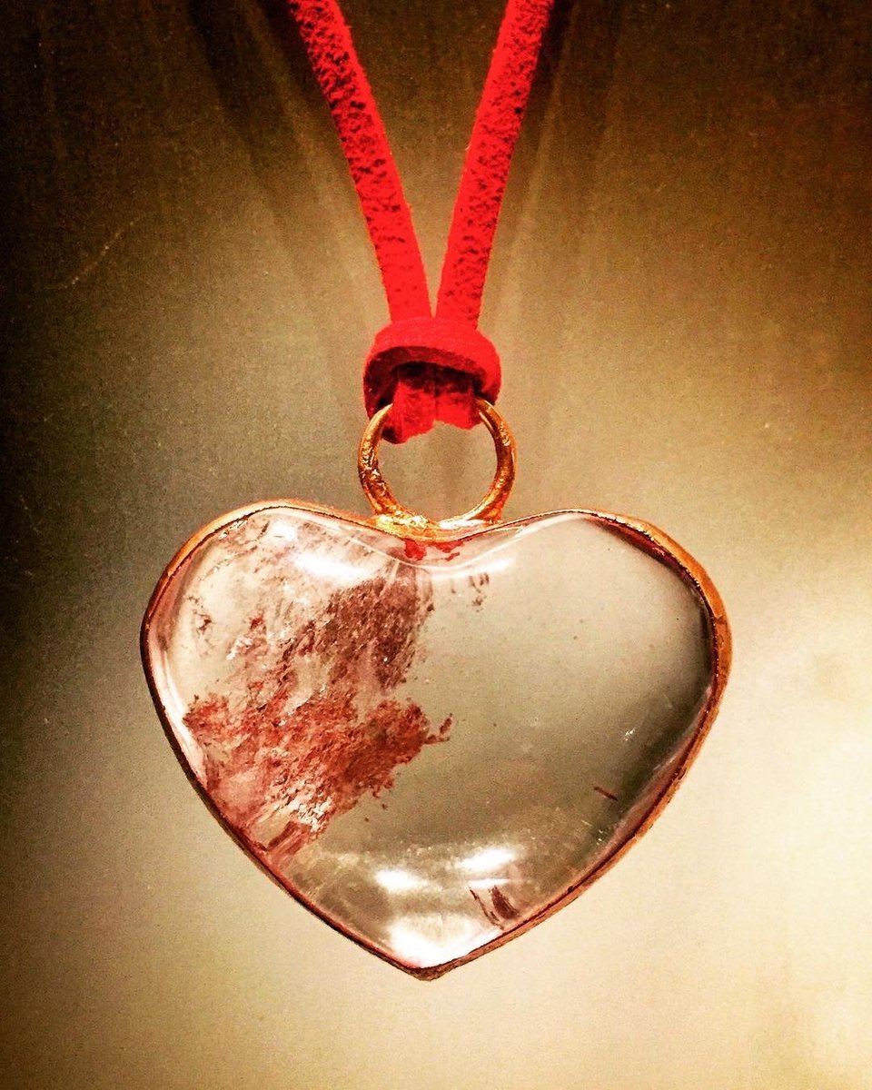 hipsilver's tweet photo. Designer and Author, Joanna Seetoo penned a story " Crystals for Love and for the Love of Crystals." It is spiritual wellness from the heart and mother earth! The story is here: https://t.co/4oRhPdxFjW #crystalhealing #spiritual #love #healing #jewelry #healingcrystals #hipsilver https://t.co/u8WrbAE3AE