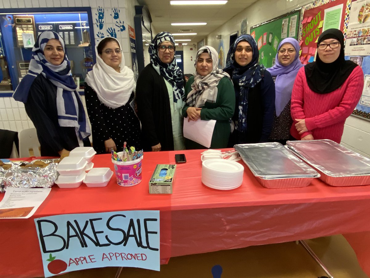 It’s an <a href="/APPLESchools/">APPLE Schools</a> friendly bake sale hosted by the <a href="/FMISonthego/">FMIS</a> parent council for the Coding Competition. #ymm <a href="/DougNicholls2/">Doug Nicholls</a>