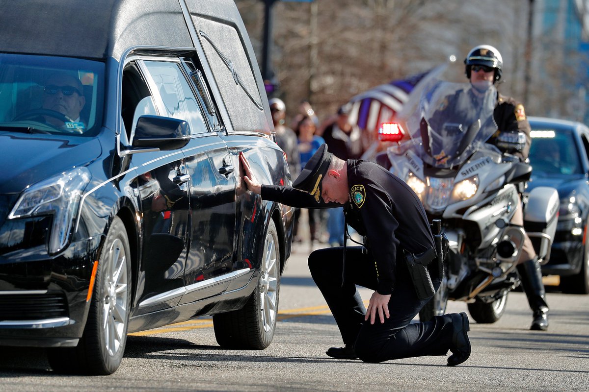 Daily Press Visuals (@visualdp) on Twitter photo Photos of Newport News police and community members gathering to honor officer Katherine Thyne during Saturday's procession. See more photos here: tinyurl.com/vj2kqpj <a href="/NewportNewsPD/">Newport News Police Department</a> <a href="/CityofNN/">City of Newport News</a> Photos of Newport News police and community members gathering to honor officer Katherine Thyne during Saturday's procession. See more photos here: tinyurl.com/vj2kqpj <a href="/NewportNewsPD/">Newport News Police Department</a> <a href="/CityofNN/">City of Newport News</a>