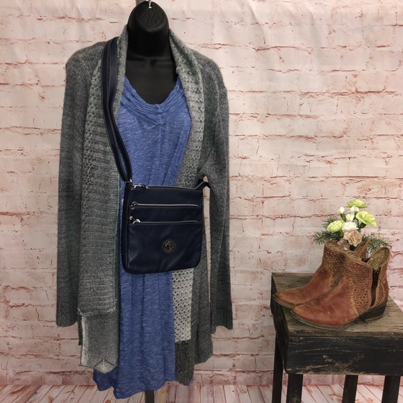 So good I had to share! Check out all the items I'm loving on @Poshmarkapp from @growwithmebout1 @HalliesFinds #poshmark #fashion #style #shopmycloset #relic: posh.mk/s5t7EekQe3