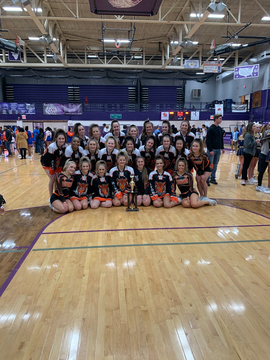 Last night I challenged my girls <a href="/e_cheerleading/">Edwardsville Cheer</a> to get that win... They never let me down .. best coaches and athletes in the business.