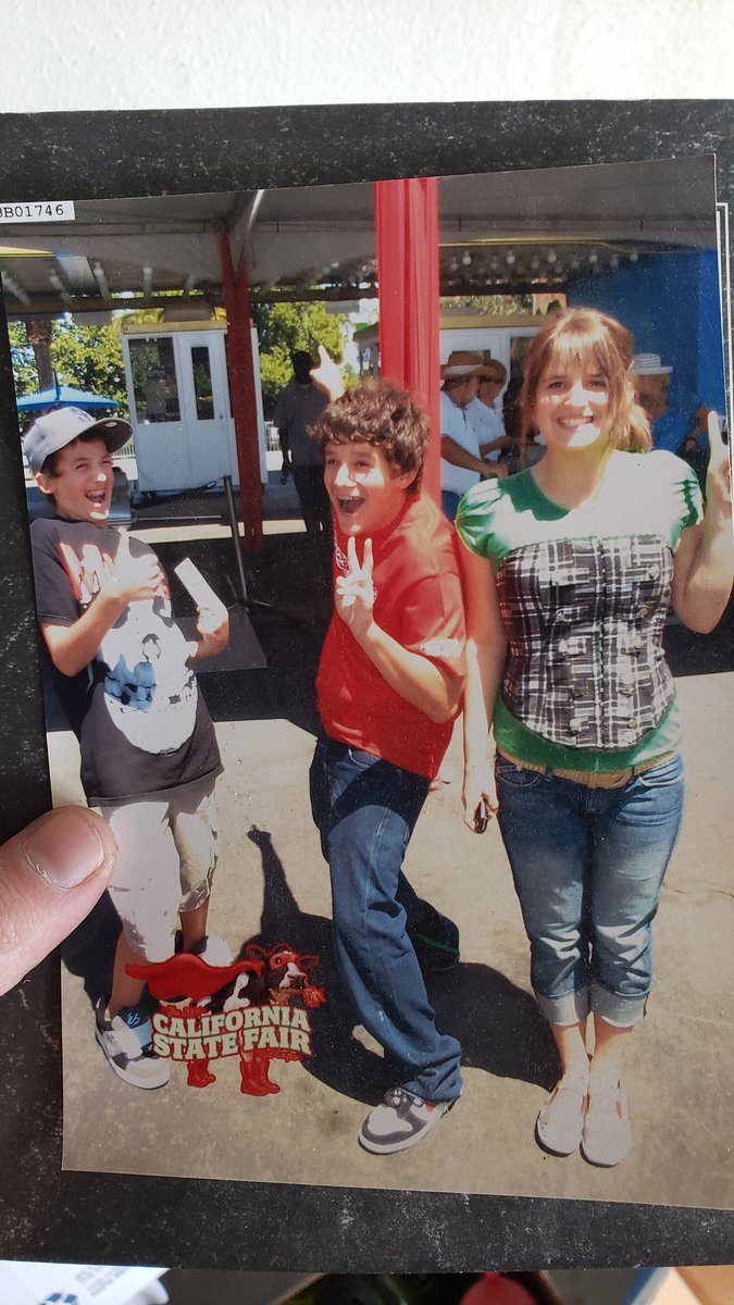 Mark Burg tweet media