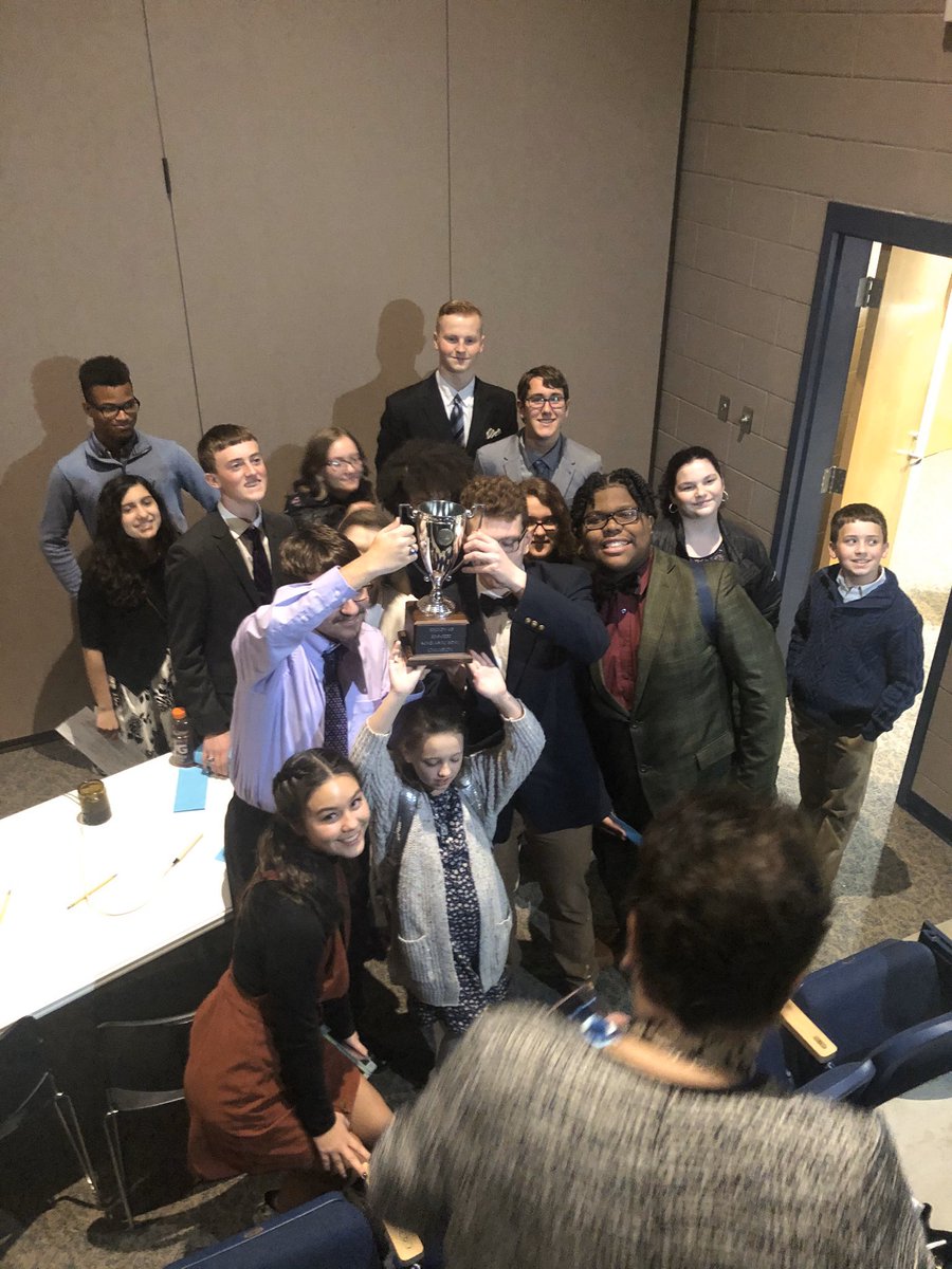 Din_CoSchools's tweet photo. Congratulations to the DHS Scholastic Bowl Team for winning the Region 4B title! 🏆🏆🏆 https://t.co/d4PBoA0ddt