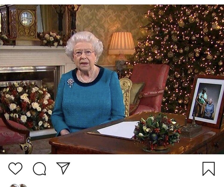 steven_H16's tweet photo. I have had this photo on my insta since dec 2018 and no one noticed the family photo. #tooSubtle https://t.co/waK9blzuGn