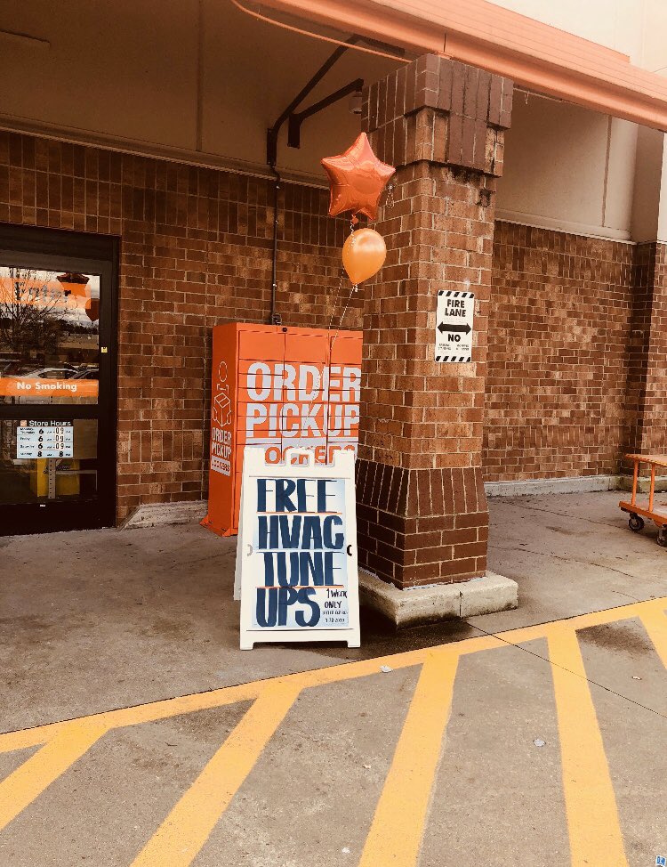 Brought in leads today! Thankfully HD is pet friendly, and we got to meet the sweetest little puppy named, Rosco! 😍😊🐶😎
#3631 <a href="/AlexAmoTHD/">Alex Amo</a> <a href="/jennifer_mangan/">PejaLMAC🚀🌒</a> @JoeLaughmanTHD 
<a href="/THDAMBER/">Amber Anderson</a> @3631Koen <a href="/Antwain_HR3631/">Antwain Walton</a>
<a href="/SDasProgressive/">Subal_Das</a> @thdzsazsa
<a href="/gloria_terri/">Terri Gloria</a>
@thdjohn91
<a href="/LAPortelli/">LA Portelli</a>