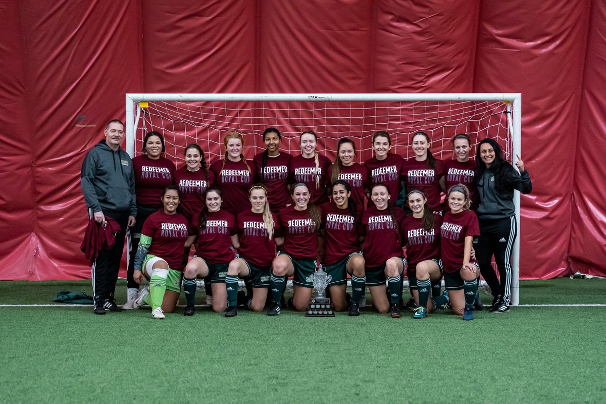 RedeemerRoyals's tweet photo. Congratulations to the @stclairsaints1 for winning the 2020 Women's Indoor Soccer Royal Cup. The Saints defeated the home town @RedeemerRoyals 1-0 in the Final. https://t.co/pNV9DlaxNr