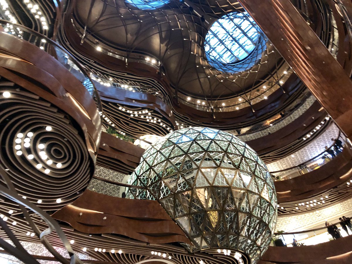MaxVonSama's tweet photo. #Design Awesome of the Day: #Steampunk-ish โ๏ธ #Planetairum ๐ช and #Byzantine #Architecture Shopping Mall ๐๏ธ via @MLMcCoyEXP #SamaPlaces ๐บ๏ธ #SamaDesign https://t.co/Xn4YOWSfvF