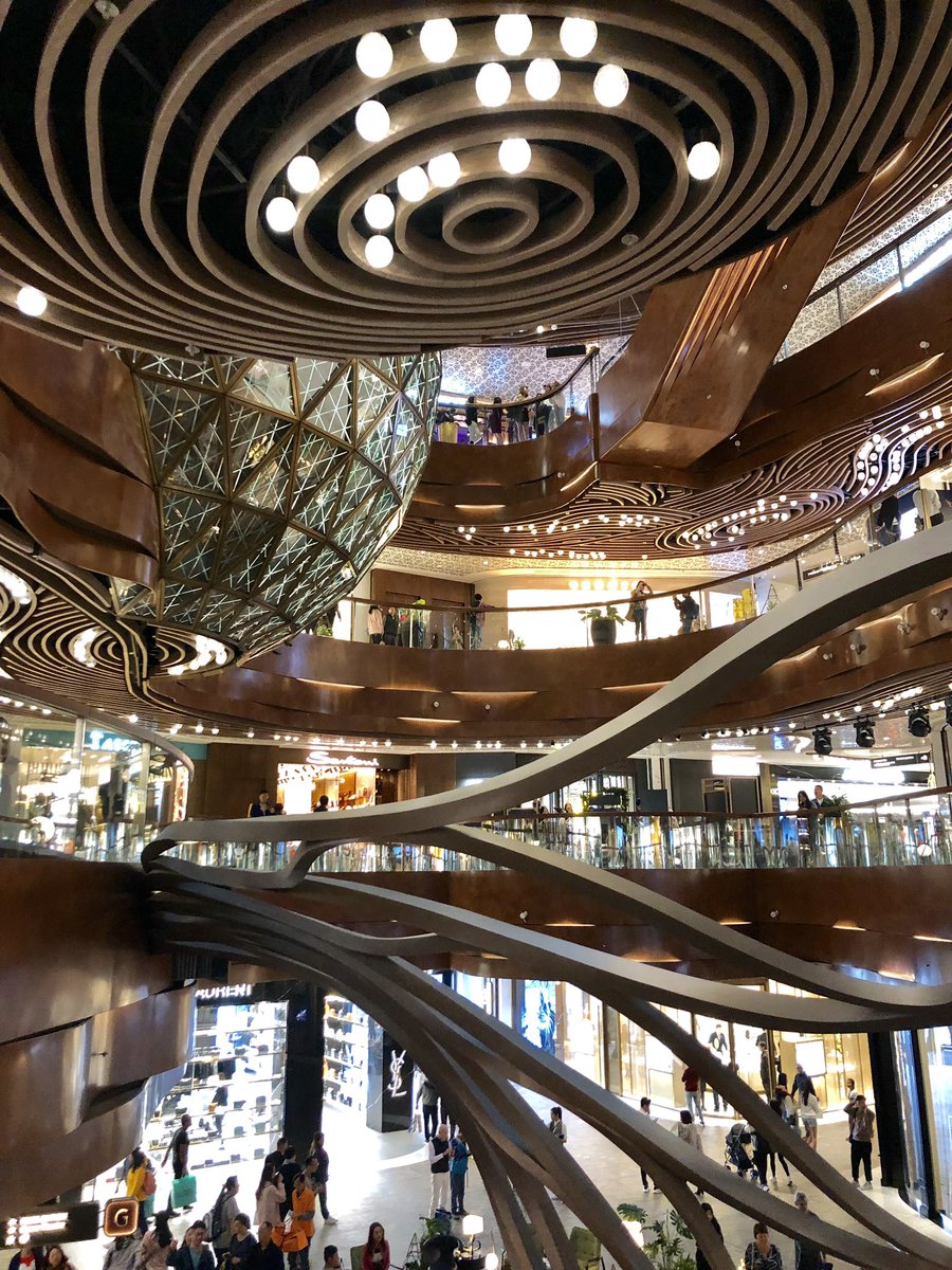 MaxVonSama's tweet photo. #Design Awesome of the Day: #Steampunk-ish โ๏ธ #Planetairum ๐ช and #Byzantine #Architecture Shopping Mall ๐๏ธ via @MLMcCoyEXP #SamaPlaces ๐บ๏ธ #SamaDesign https://t.co/Xn4YOWSfvF