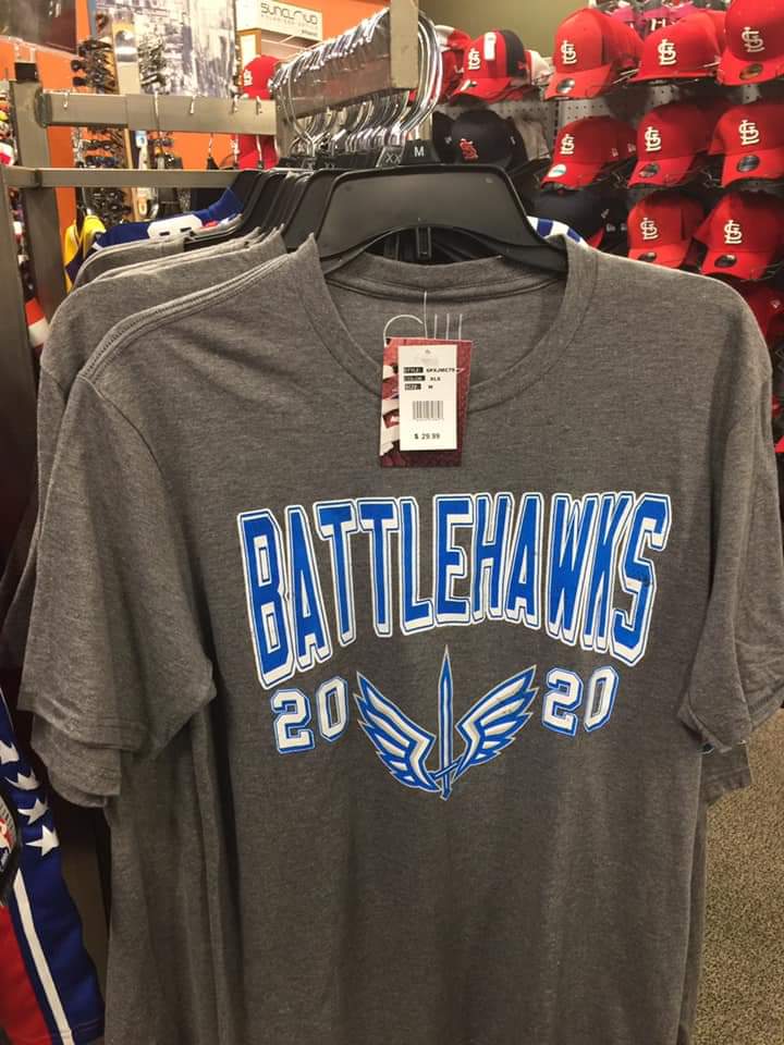 Vanster2000's tweet photo. @xfl2020 gear is now becoming available in @DICKS @XFLBattleHawks shirts by GIII Apparel Group now on sale.
@XFLKonnor @RyanGus_SEA @BigLo66 @OliverLuckXFL
#FootBallReImagined #MoreBallLessStall 14Days until @XFLDragons vs @XFLDefenders https://t.co/WTbZzbNdqS