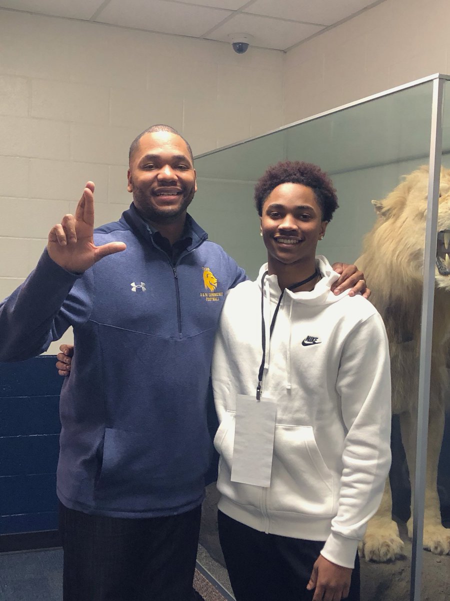 Mansfield,TX 🔜 Commerce,TX

1000% COMMITTED!!🔵🦁