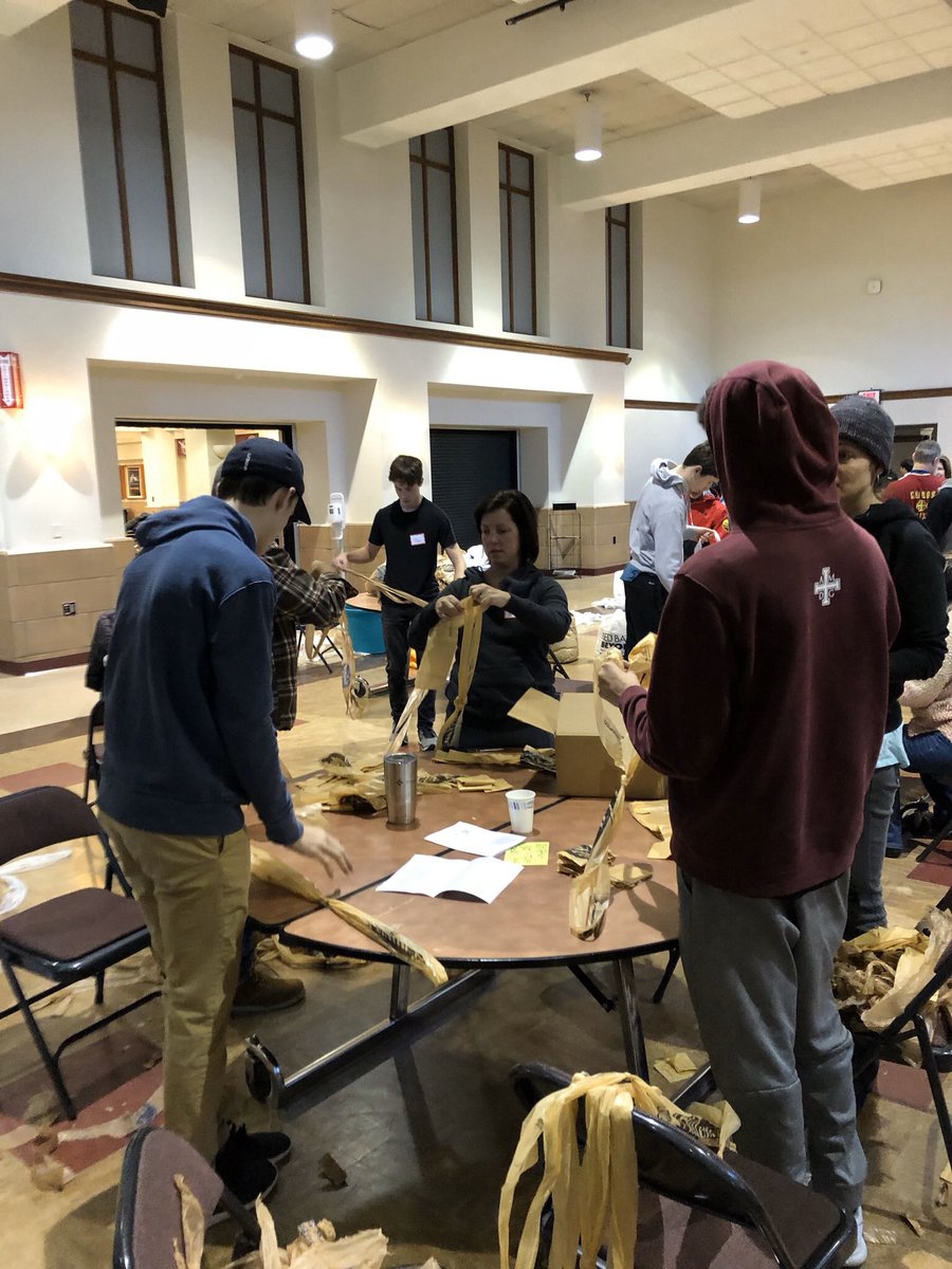 UDJISC's tweet photo. Last Monday students and UDJ community members came out to the Jez for the MLK Day On event. Everyone helped out by making plarn for the less fortunate to help keep them warm for the rest of the winter. Thank you to everyone who came out to help, Go Cubs! https://t.co/bmGmXwcveS