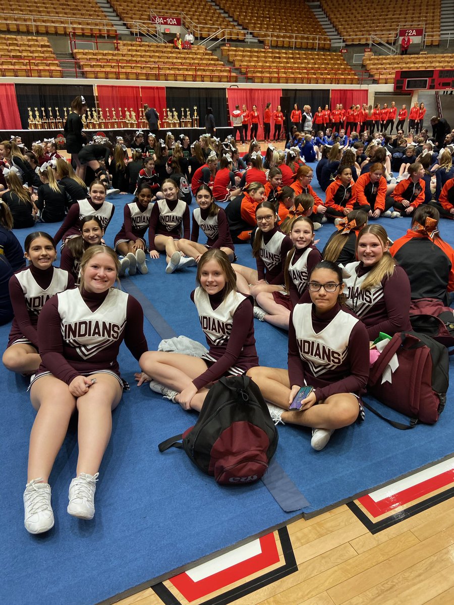 CW_MissOakley's tweet image. So proud of our MS cheerleaders! 3rd place at OSU with a solid routine! ❤️