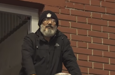 EPKLNxUU4AAyNa5?format=png&name=small