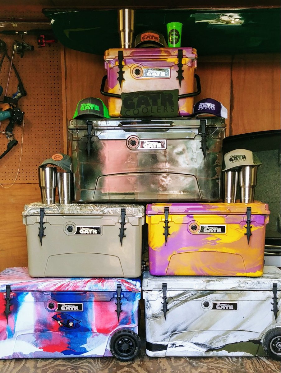 kevinfayard22's tweet photo. Stocked with enough #GatrCooler gear to pass a great time in 2020!! https://t.co/TArwCIy72Q