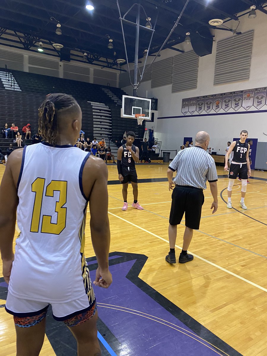 Hoop_MIA's tweet photo. #PostGradBash
305 #Bracket
Semi-Finals
#FloridaCoastalPrep 35
@PointeGrad #Gold 33
#HoopMIA https://t.co/oXoTOFwsb3