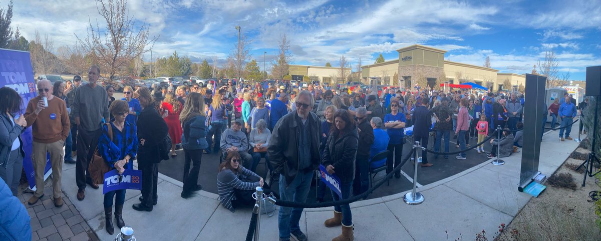 Nevada4Tom's tweet photo. NEVADA IS FEELING THE #MomenTOM #TeamTomNv #NVCaucus 💪🏽✊🏻❤️ Come volunteer at our new #Sparks office! https://t.co/XEzQ3tKvY4