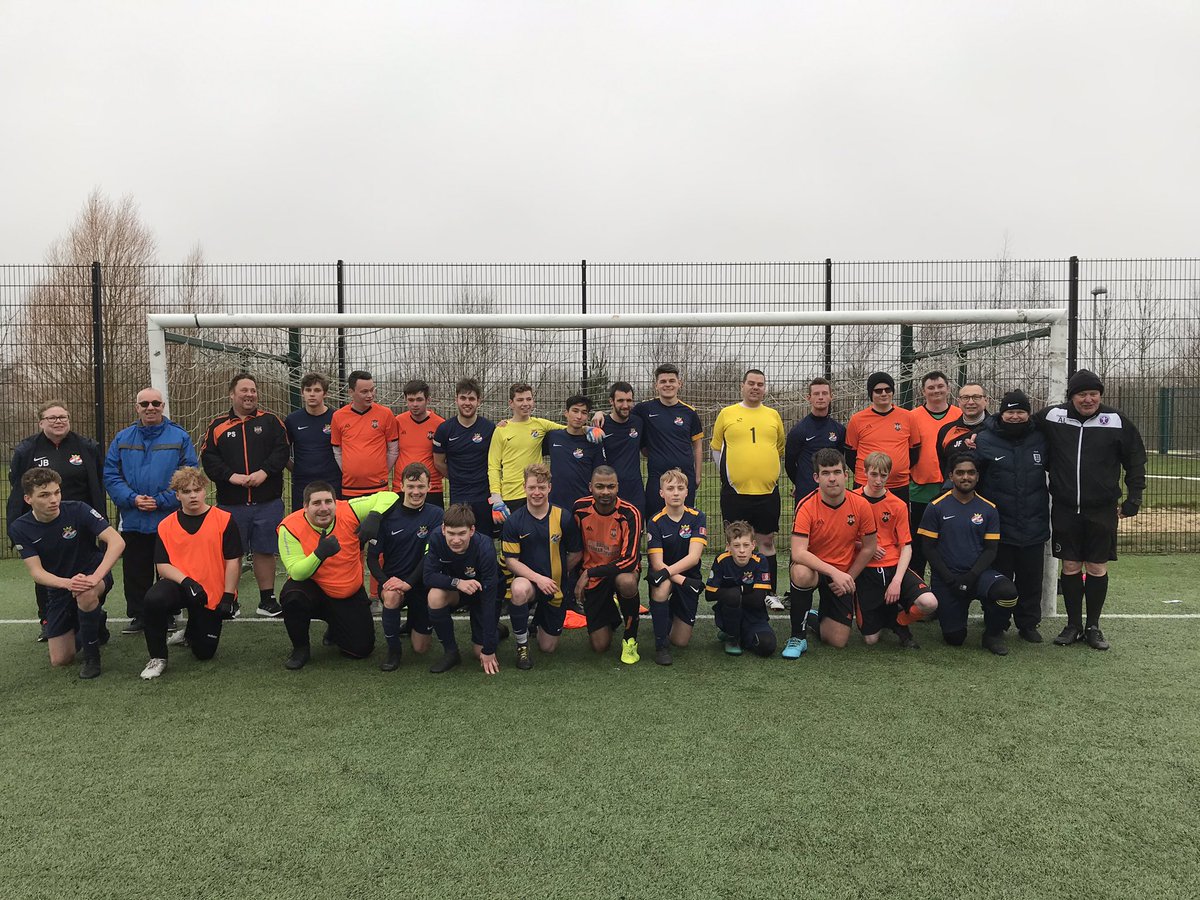 LeahPoole's tweet photo. Great first try for @swcputdfc senior squad today at 11v11. Some fantastic ⚽️ played. Also great to see some returning players back with the squad. Great blend of youth &amp; experience. 5-5 what a game! #newexperiences #qualityfootball https://t.co/u6AIkaoaYV