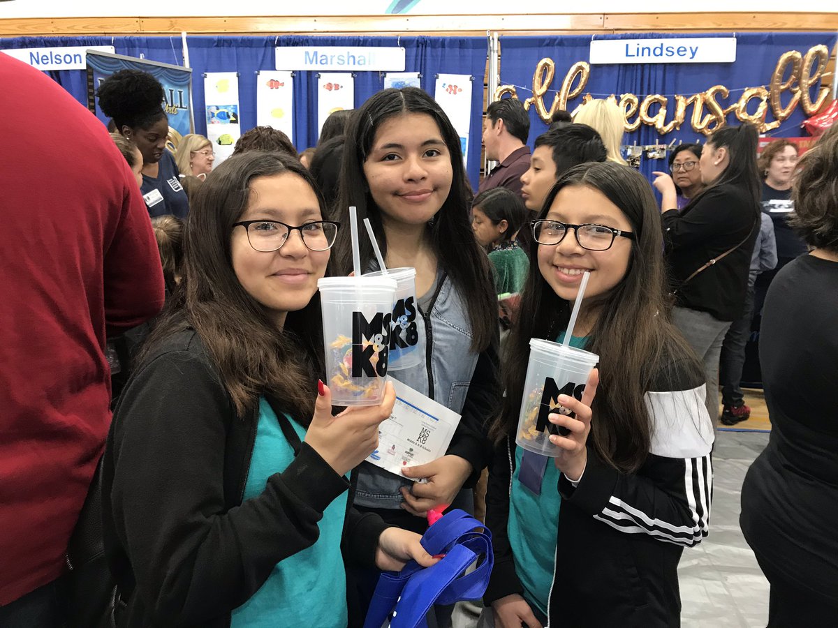 paulajboys's tweet photo. There’s something special about @LBSchools Education Celebration. @jrobacademy42 student leaders, parents, rec staff, and teachers all came out to join the fun! #allmeansall #proudtobeLBUSD #180daysofwhy https://t.co/FBrVe5CCdo