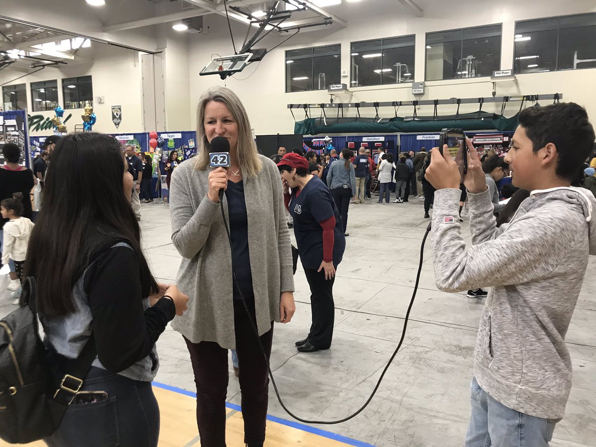 paulajboys's tweet photo. There’s something special about @LBSchools Education Celebration. @jrobacademy42 student leaders, parents, rec staff, and teachers all came out to join the fun! #allmeansall #proudtobeLBUSD #180daysofwhy https://t.co/FBrVe5CCdo