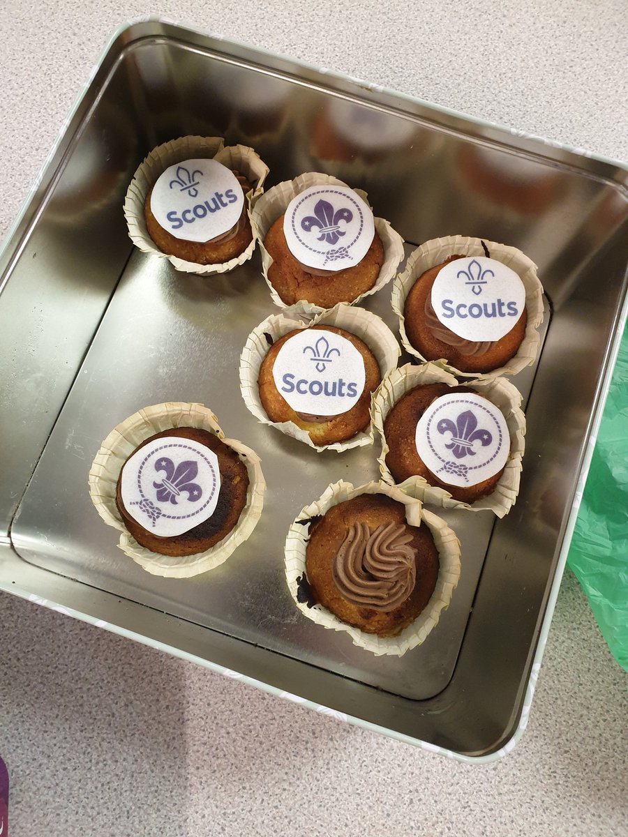 Great when mums make cake for camp. #getoutdoors <a href="/WarksScouts/">Warwickshire Scouts</a> <a href="/NuneatonScouts/">Nuneaton District Scouts</a>