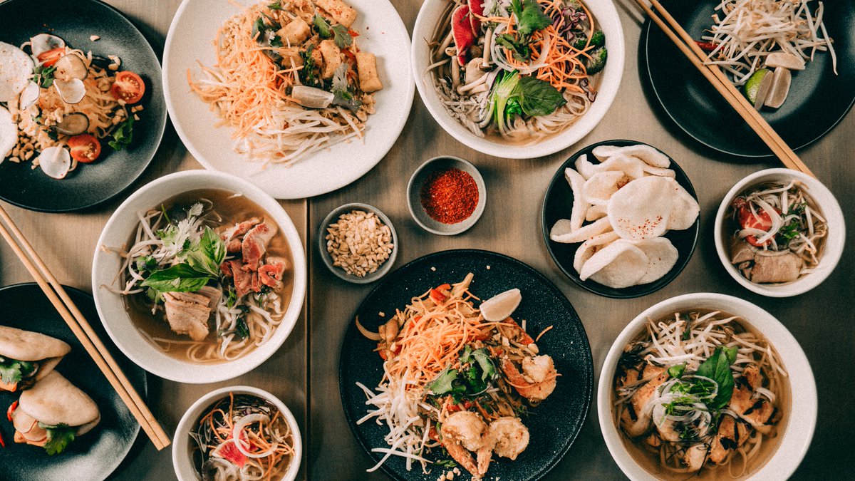 Gorgeous Epicurean Space Le Cathcart is Finally Open in Place Ville Marie
 bit.ly/30VYbJn