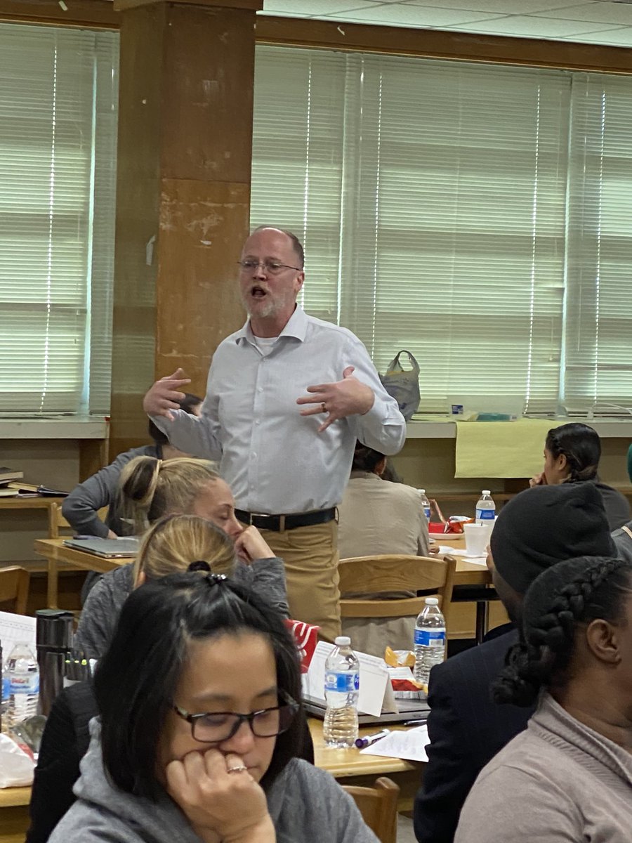Mark_Spilman's tweet photo. Great morning teaching and learning with teachers in the @HISDNorthArea. Great group of hard working teachers. Thank you for having me! @AbydosInt #AbydosInt https://t.co/brk5Xdfkmk