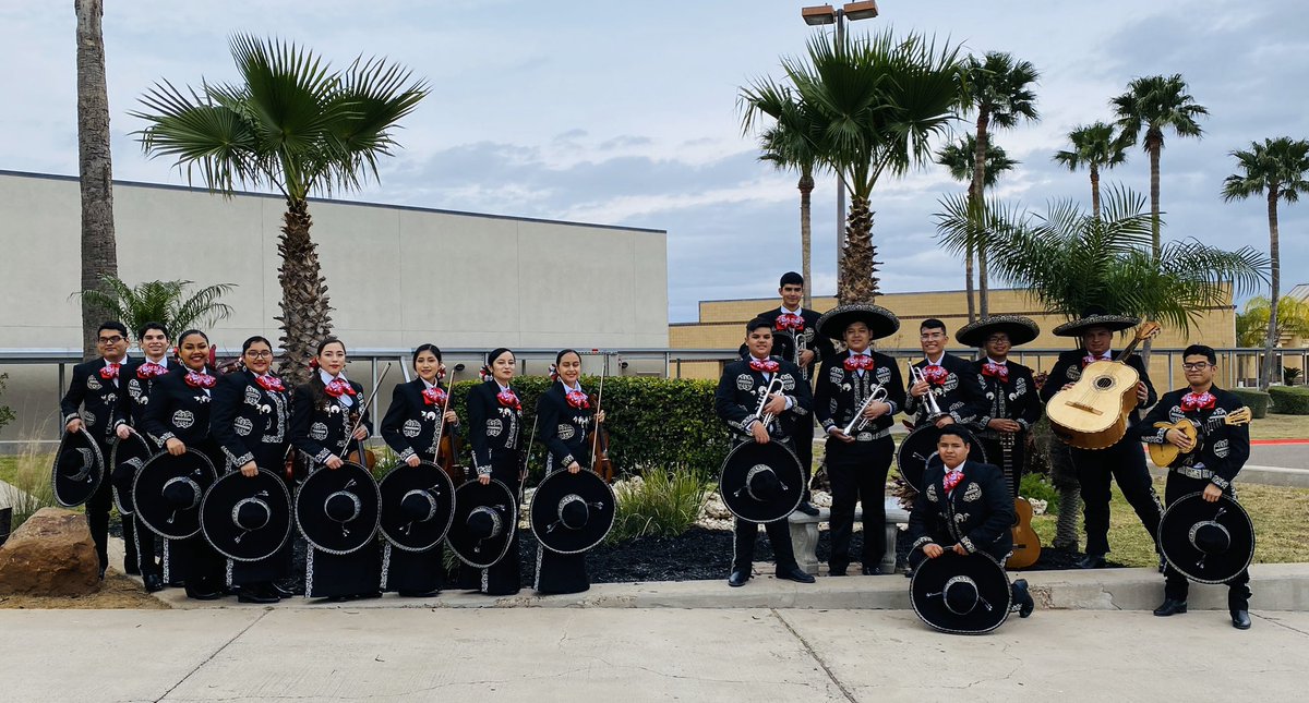 Congratulations to the PSJA NORTH MARIACHI LOS MALOSOS DEL NORTE for their outstanding performance! They received a Division 1 and are State bound. @PSJAISD @Drjlarredondo @gareymu