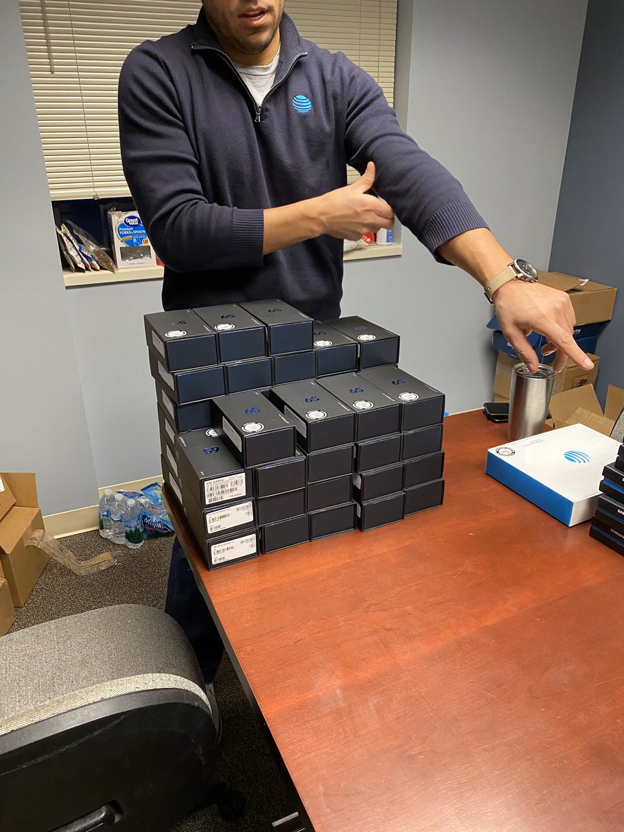 SBoadwee's tweet photo. Dodge street taking care of business! Early morning FirstNet lines. Customers are excited to save money and have better service. Let us do the same for you! @TurnerKenney @AaronATT1 @BrianWest_NP @zena_matti https://t.co/4owmArKD9S