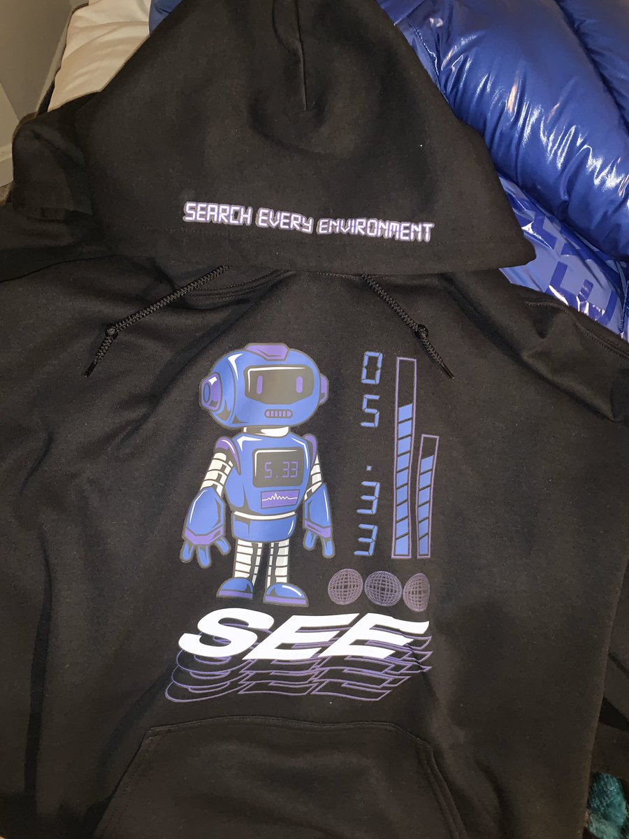maseratimeezy's tweet photo. hit me n brodie for them SEE hoodies 👀🤖 we sellin pressure @JrocSG https://t.co/AgvGKR5fgA