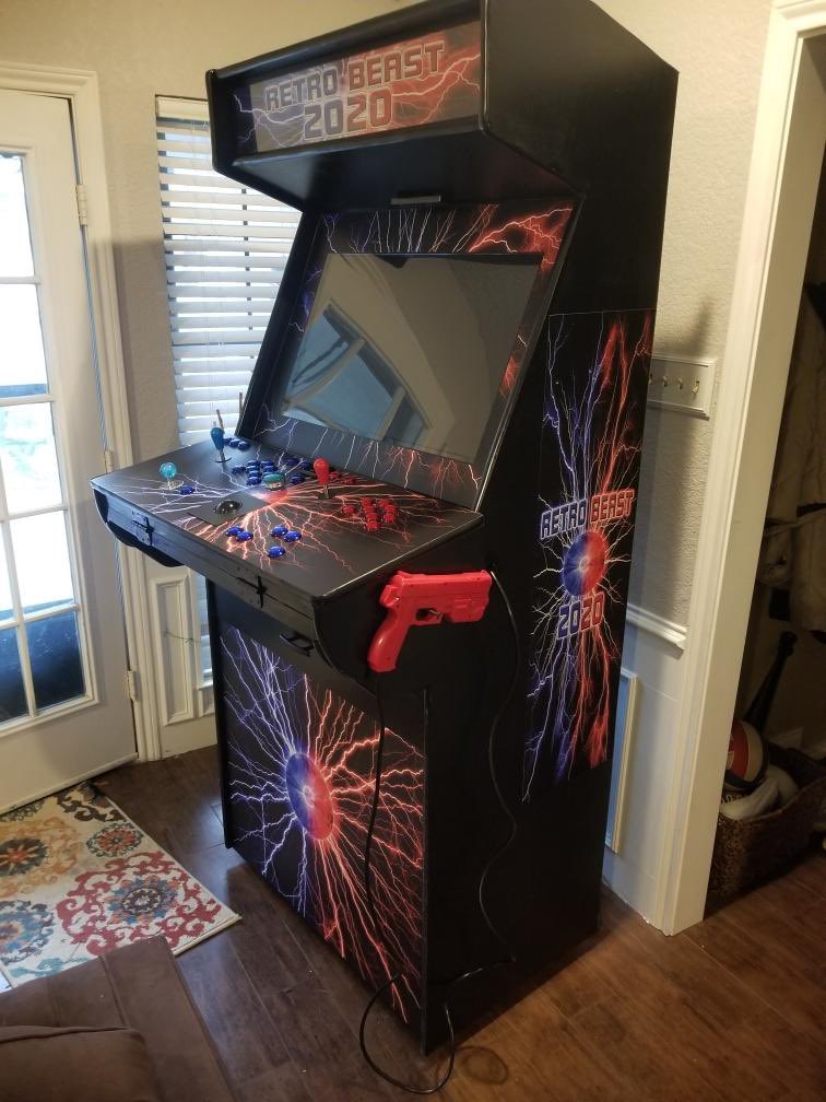 My dad built this from scratch... a whole arcade in one system!!