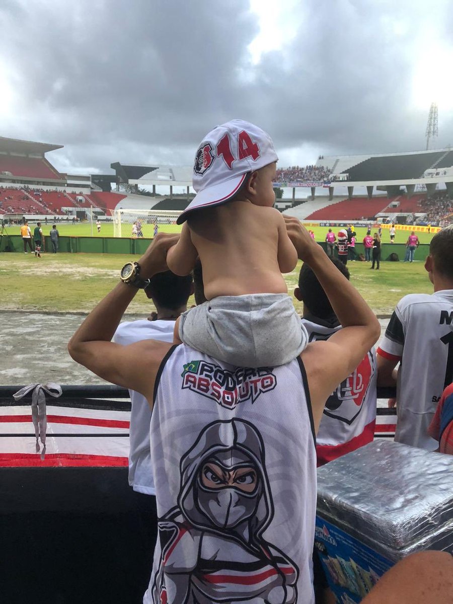 Messiasms97's tweet photo. “O Santa Cruz nasceu e viverá eternamente.” ⚫️⚪️🔴🇾🇪 @SantaCruzFC https://t.co/2D6UPuMK5d