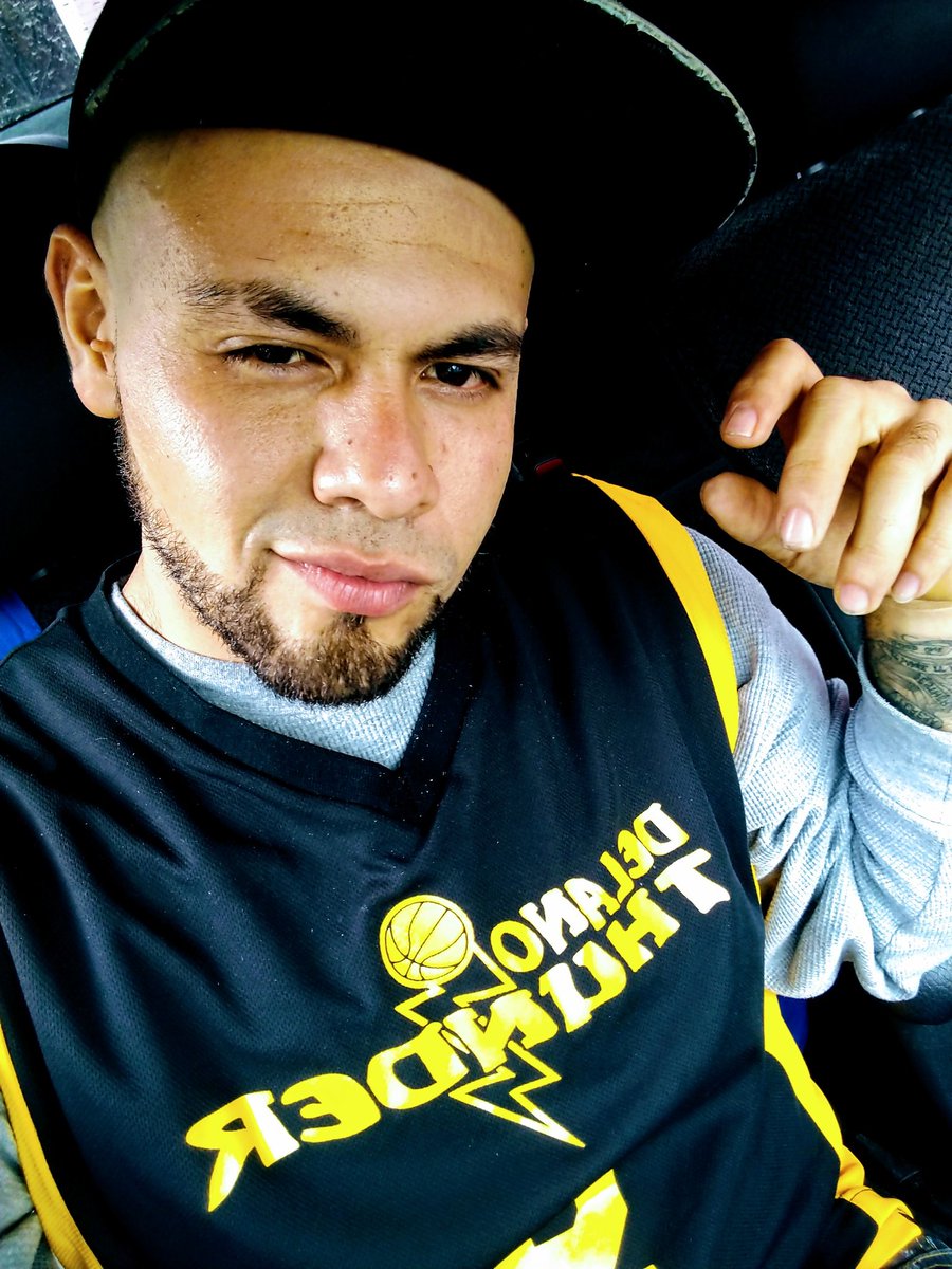 MorgganGonzalez's tweet photo. En la mirada más perdida es en donde te vas a encontrar.. https://t.co/CMKN7inwcM
