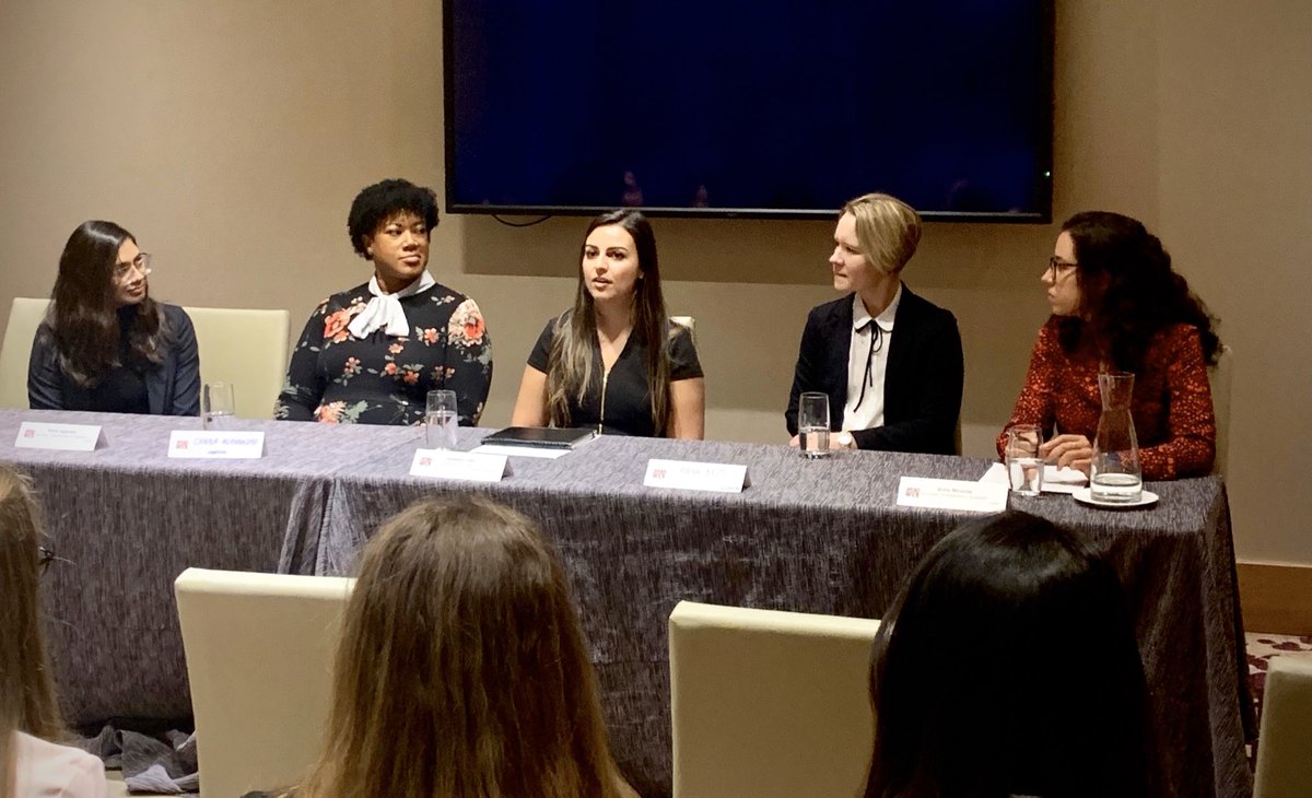 FTI_Canada's tweet photo. โInnovation in the financial services industry shouldnโt be seen as a threat; itโs an opportunity. Those who incorporate new technologies in their practice are going to be the most successful.โ
- Vanessa Vidal, Marketing Manager, Practice Management
#TechnologyPanel #WLS2020 https://t.co/CdwubI26DT