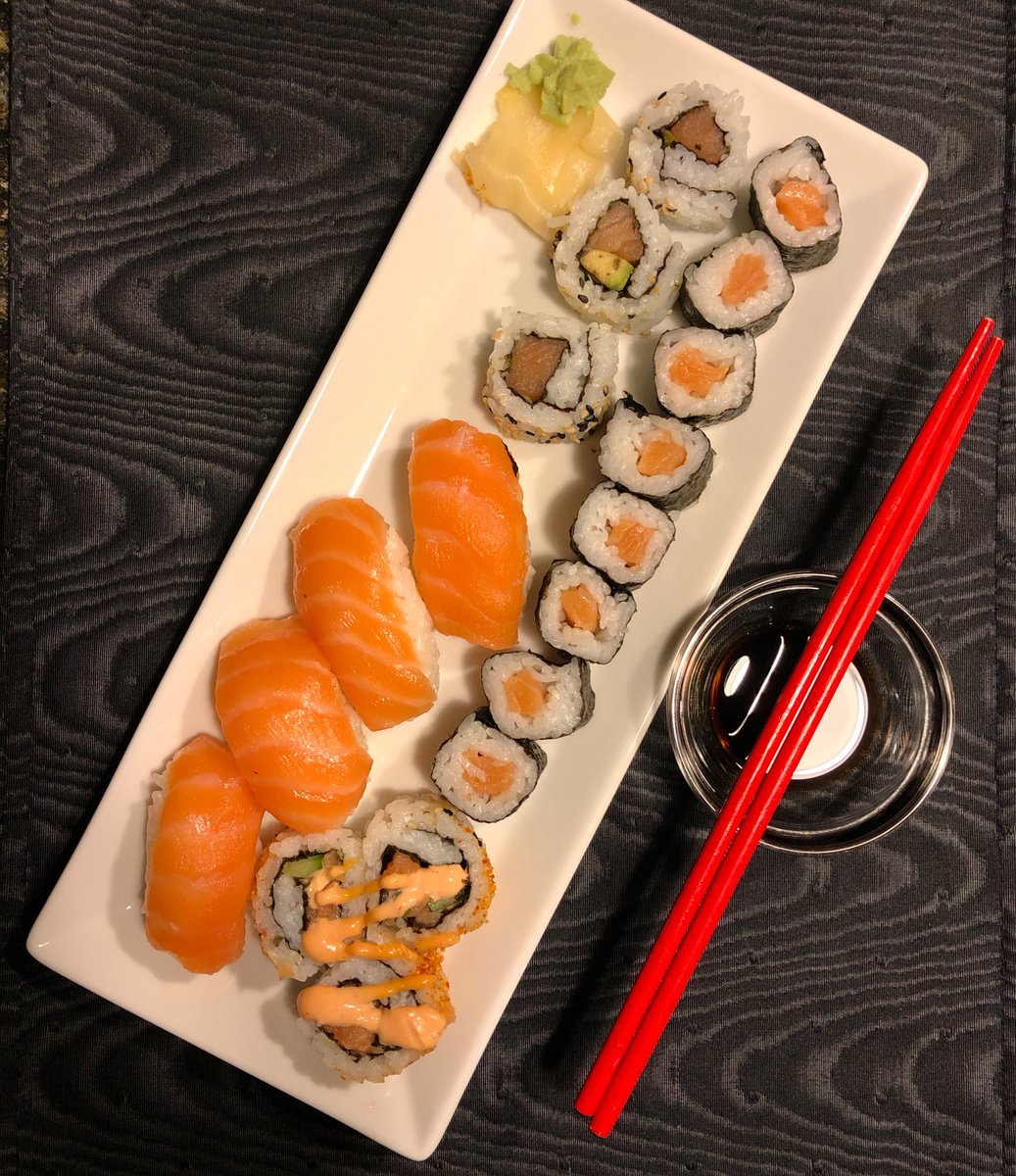 FKParsons's tweet photo. Is it weird I prefer to plate my takeout sushi, rather than eat it straight from the plastic tray? #FeelingFancy #DiningSolo https://t.co/iF2HZ8aVkp