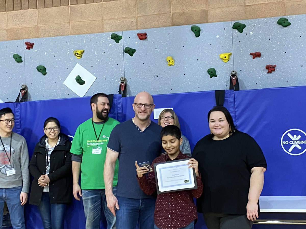 Congratulations <a href="/FMISonthego/">FMIS</a> on securing first and second place at the <a href="/FMPSDTech/">Tech Dept FMPSD</a> Coding Competition. Thanks <a href="/DonaldKScott/">Don Scott</a> and Councillor <a href="/kellybalsom/">石家庄</a> for supporting. Thanks to everyone for another fabulous event! #ymm <a href="/DougNicholls2/">Doug Nicholls</a> <a href="/alisyed4rmwb/">Ali Syed</a> <a href="/Robert_Reid_FM/">Robert Reid</a> <a href="/ymmlions/">YMM Lions Club</a>
