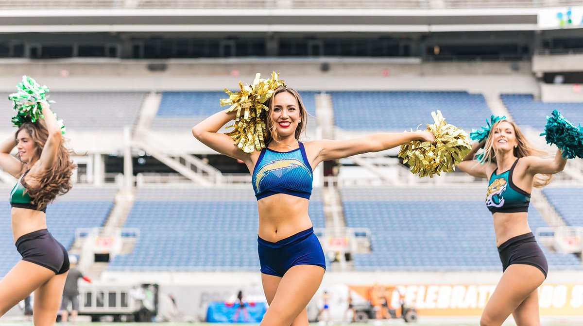 Charger Girls tweet media