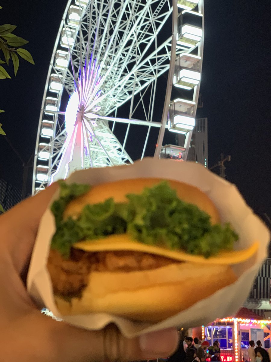 XBiteksa's tweet photo. Happiness start here #Xbite #bigbiteksa #bigbite #WinterWonderland #ونتروندرلاند #افضل #برجر #جدة #الرياض https://t.co/ifaVEDTEAZ